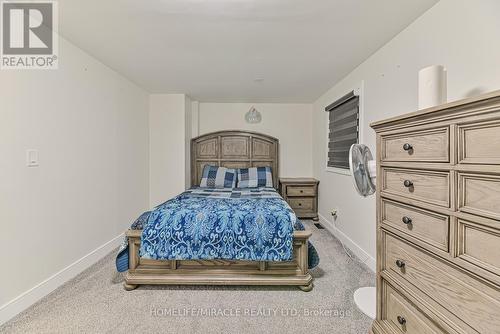 47 Greenbriar Road, Brampton, ON - Indoor Photo Showing Bedroom