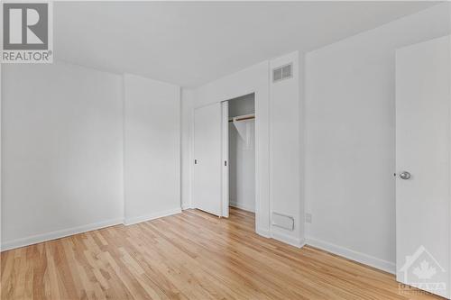 950 Woodroffe Avenue, Ottawa, ON - Indoor Photo Showing Other Room