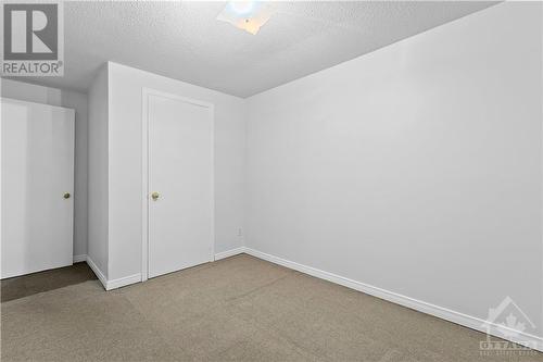 1474 Heatherington Road Unit#C, Ottawa, ON - Indoor Photo Showing Other Room