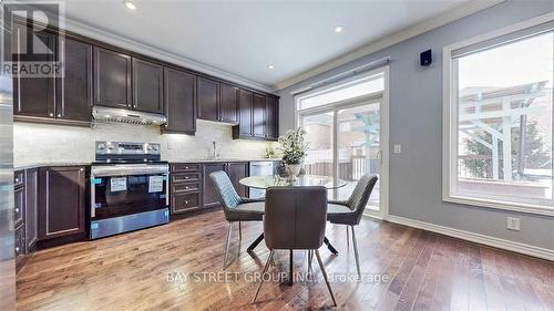 557 Woodspring Avenue, Newmarket (Woodland Hill), ON - Indoor