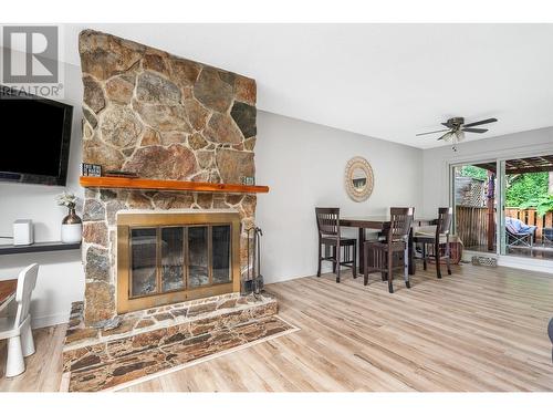 4110 Highland Park Drive, Armstrong, BC - Indoor Photo Showing Living Room With Fireplace