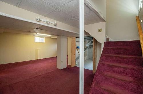 401 East 43Rd Street, Hamilton, ON - Indoor Photo Showing Basement