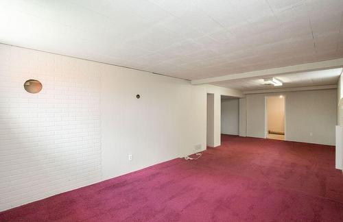 401 East 43Rd Street, Hamilton, ON - Indoor Photo Showing Other Room