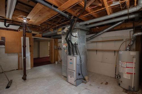 401 East 43Rd Street, Hamilton, ON - Indoor Photo Showing Basement