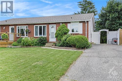 25 Glamorgan Drive, Kanata, ON - Outdoor