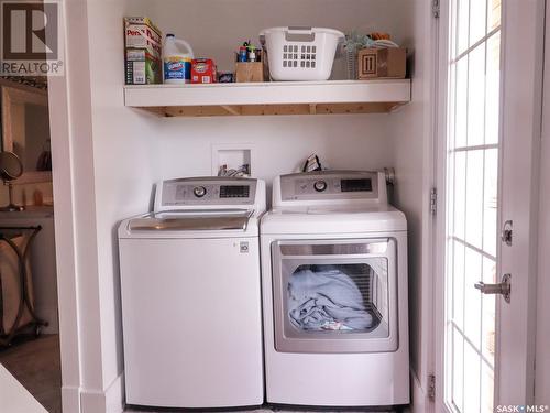 1310 Buick Street, Cadillac, SK - Indoor Photo Showing Laundry Room