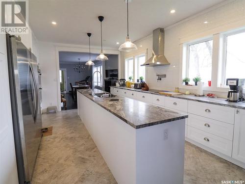 1310 Buick Street, Cadillac, SK - Indoor Photo Showing Kitchen