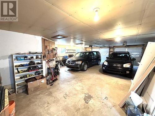 356 Eastview Street, Burstall, SK - Indoor Photo Showing Garage