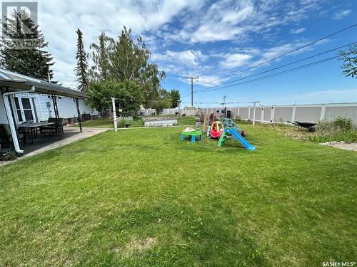 356 Eastview Street, Burstall, SK - Outdoor