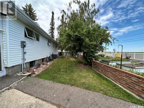 356 Eastview Street, Burstall, SK - Outdoor