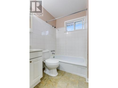 30-36 Wedeene Street, Kitimat, BC - Indoor Photo Showing Bathroom