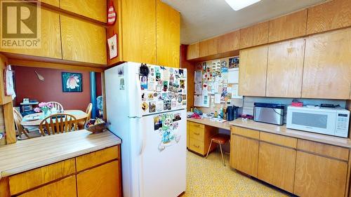 3146 246 Road, Fort St. John, BC - Indoor Photo Showing Kitchen