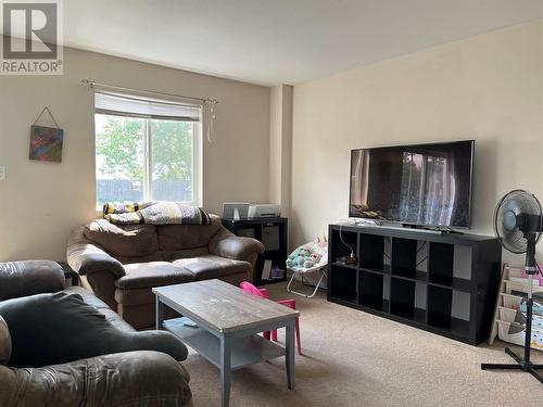 1717 Willowbrook Crescent, Dawson Creek, BC - Indoor Photo Showing Living Room