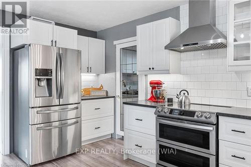 170 William Street, South Bruce Peninsula, ON - Indoor Photo Showing Kitchen