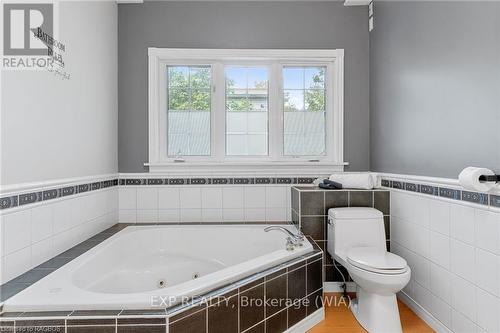 170 William Street, South Bruce Peninsula, ON - Indoor Photo Showing Bathroom