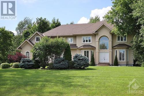 1085 Tomkins Farm Crescent, Ottawa, ON - Outdoor With Facade