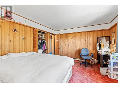 1451 Mountview Road, Vernon, BC - Indoor Photo Showing Bedroom