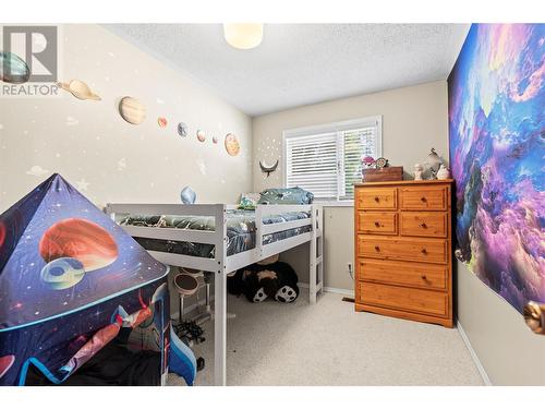 1451 Mountview Road, Vernon, BC - Indoor Photo Showing Bedroom