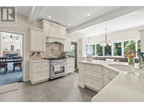 1451 Mountview Road, Vernon, BC - Indoor Photo Showing Kitchen