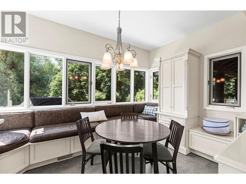 1451 Mountview Road, Vernon, BC - Indoor Photo Showing Dining Room