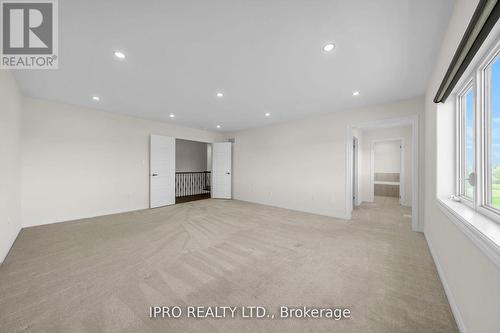 37 Bee Crescent, Brantford, ON - Indoor Photo Showing Other Room