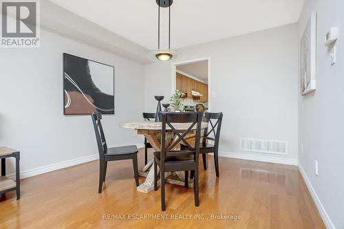 151 Academy Place, Guelph/Eramosa (Rockwood), ON - Indoor Photo Showing Dining Room