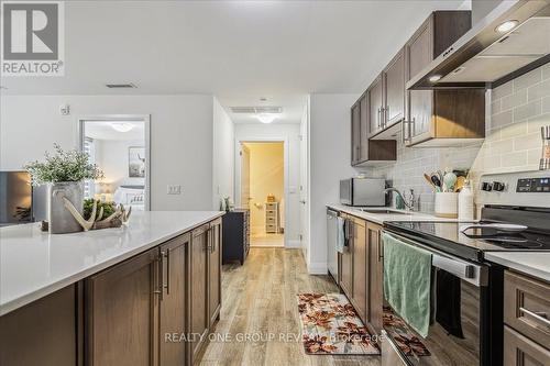 220 - 1 Redfern Avenue, Hamilton (Mountview), ON - Indoor Photo Showing Kitchen