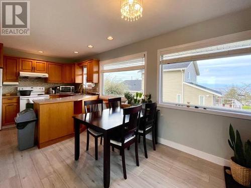 6963 Surrey Street, Powell River, BC - Indoor