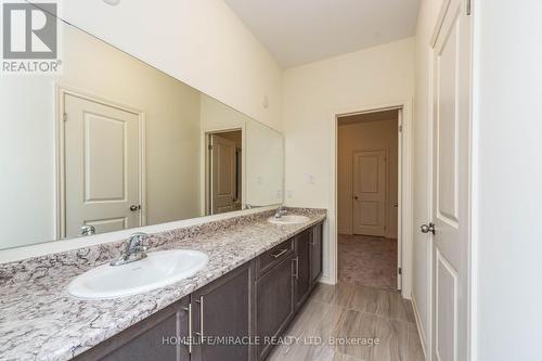 65 Donald Ficht Crescent, Brampton, ON - Indoor Photo Showing Bathroom