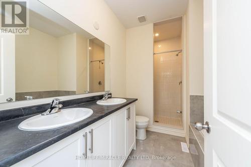 65 Donald Ficht Crescent, Brampton, ON - Indoor Photo Showing Bathroom