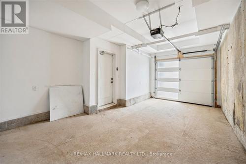 3053 Trailside Drive, Oakville, ON - Indoor Photo Showing Garage