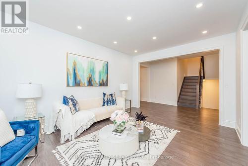 23 Lizzie Court, Caledon, ON - Indoor Photo Showing Living Room