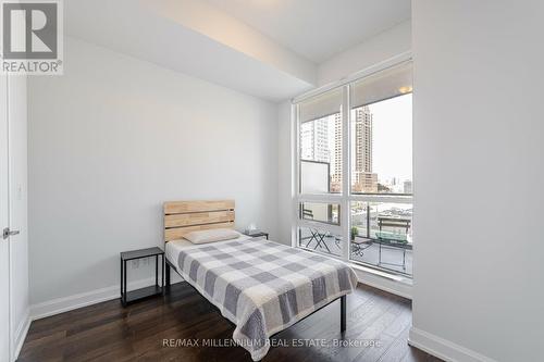 202 - 4011 Brickstone Mews, Mississauga, ON - Indoor Photo Showing Bedroom