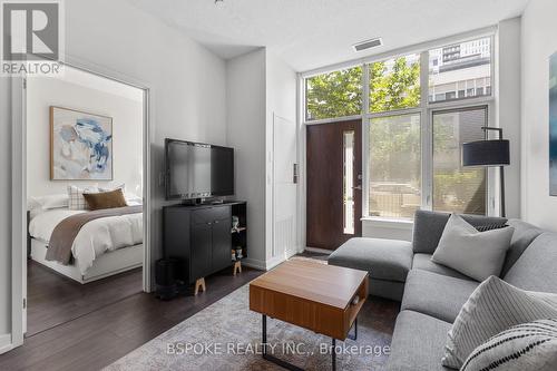 104 - 200 Sackville Street, Toronto, ON - Indoor Photo Showing Living Room