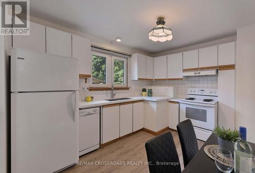 25 Gorsey Square, Toronto, ON - Indoor Photo Showing Kitchen With Double Sink