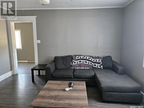 4575 Price Avenue, Gull Lake, SK - Indoor Photo Showing Living Room