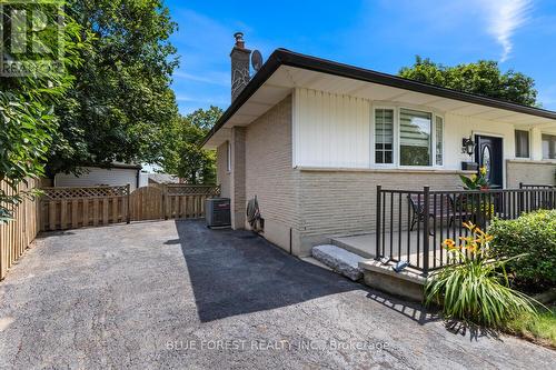 37 Talavera Crescent, London, ON - Outdoor With Exterior