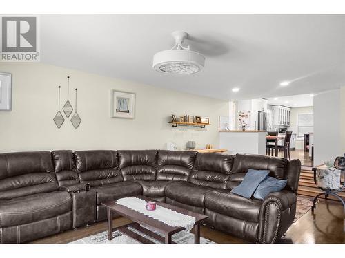 50 Currie Street, Kitimat, BC - Indoor Photo Showing Living Room