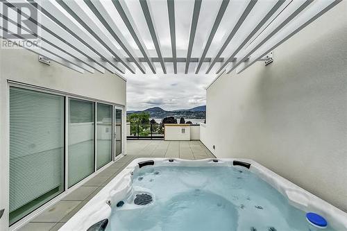 3030 Pandosy Street Unit# 303, Kelowna, BC - Outdoor With Exterior