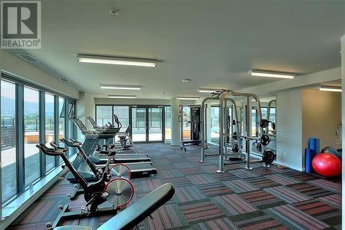 3030 Pandosy Street Unit# 303, Kelowna, BC - Indoor Photo Showing Gym Room