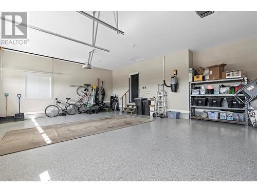 13275 Staccato Drive, Lake Country, BC - Indoor Photo Showing Garage