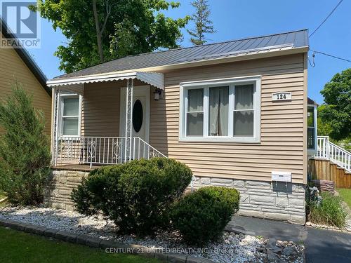 124 Hazlitt Street, Peterborough (Ashburnham), ON - Outdoor With Deck Patio Veranda