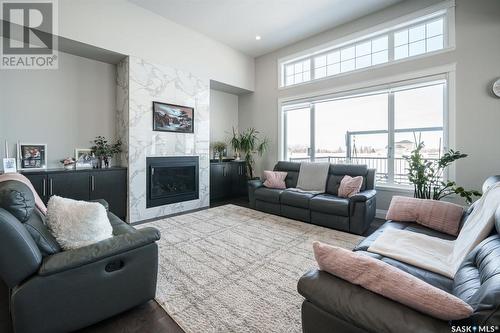 405 Prairie View Drive, Dundurn, SK - Indoor Photo Showing Living Room With Fireplace