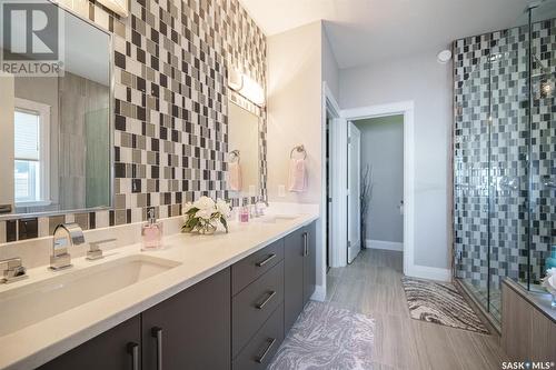 405 Prairie View Drive, Dundurn, SK - Indoor Photo Showing Bathroom