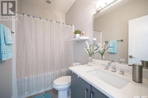 405 Prairie View Drive, Dundurn, SK - Indoor Photo Showing Bathroom