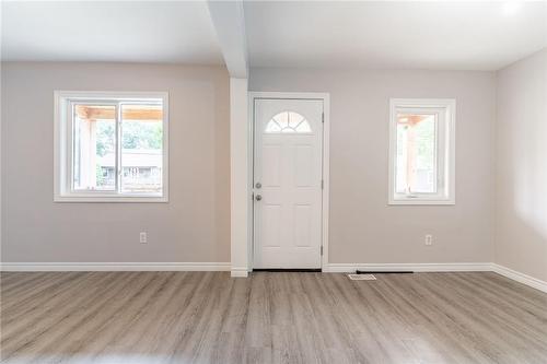 135 Mcanulty Boulevard, Hamilton, ON - Indoor Photo Showing Other Room