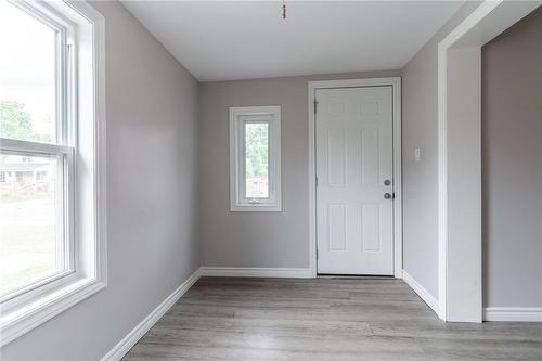 Door leading to driveway & backyard - 135 Mcanulty Boulevard, Hamilton, ON - Indoor Photo Showing Other Room