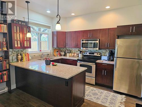 1404 16 Highway, Telkwa, BC - Indoor Photo Showing Kitchen With Upgraded Kitchen