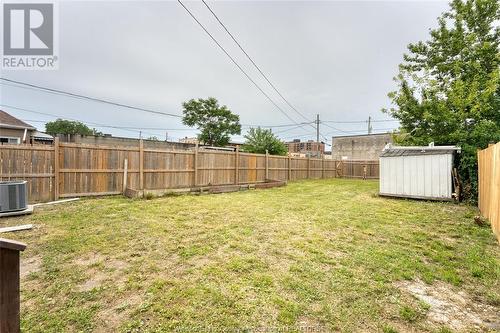 537 Marentette, Windsor, ON - Outdoor With Backyard