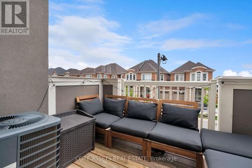 121 Toucan Trail, Oakville, ON - Outdoor With Deck Patio Veranda